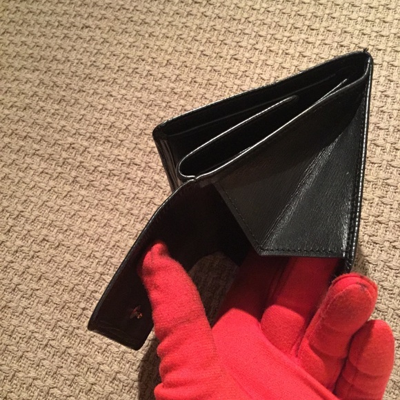 AUTHENTIC LOUIS VUITTON MANS WALLET IN GOOD PRE-LOVED CONDITION. SEE PICTURES. - Picture 6 of 15